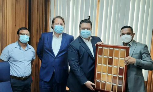 600250aa-ff6d-4b97-bad7-dd5617877b81